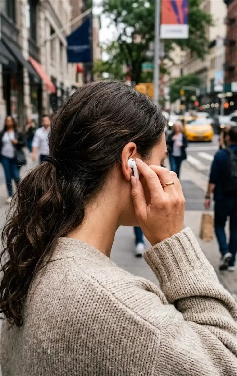 Practical sound therapy for release using headphones for daily healing