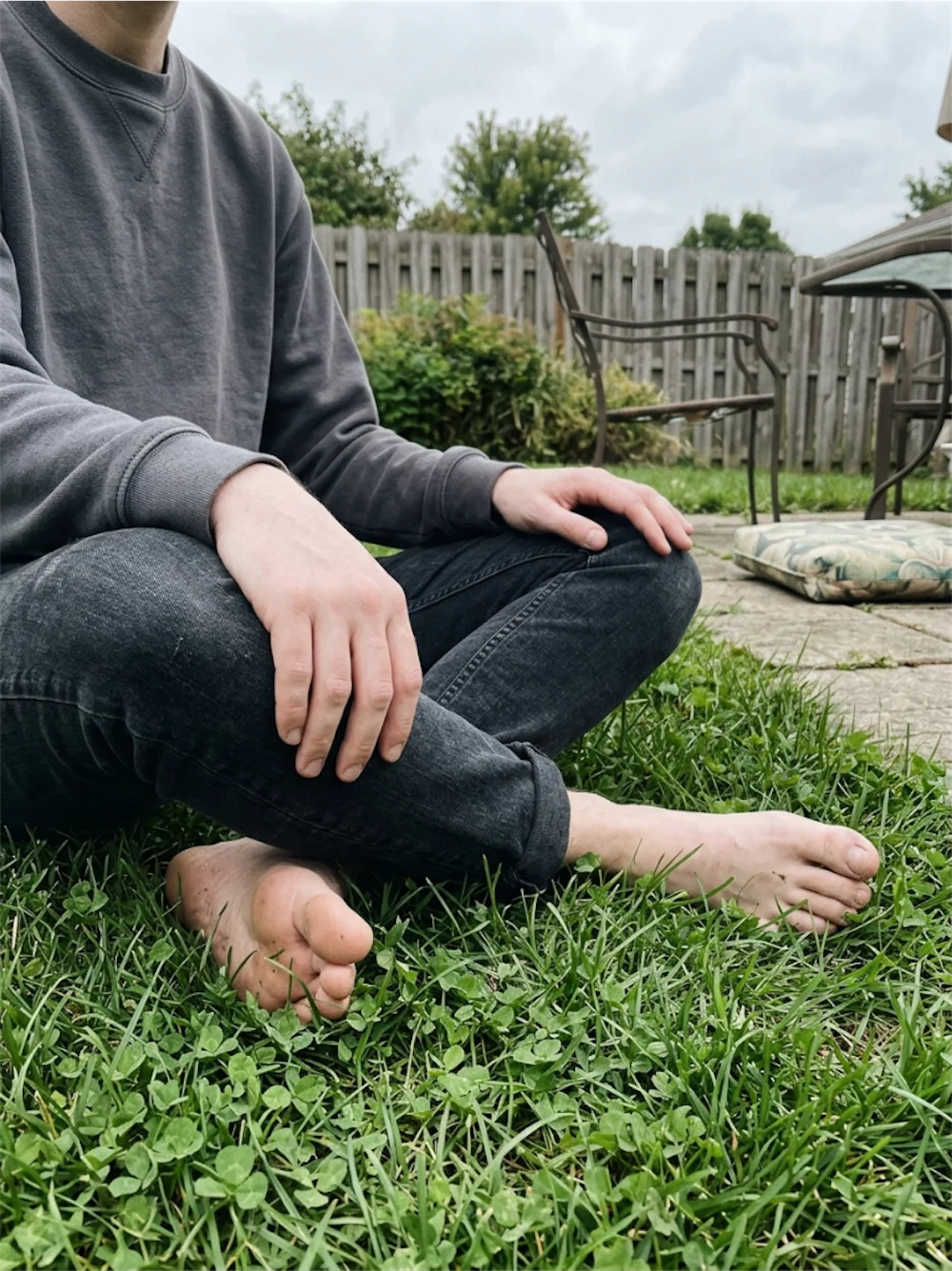 somatic exercises to calm freeze response and ground after trauma